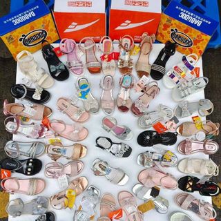 Sandal trẻ em kiểu dáng công chúa K526