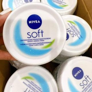 𝐊𝐄𝐌 𝐃ƯỠ𝐍𝐆 Ẩ𝐌 𝐍𝐈𝐕𝐄𝐀 𝐒𝐎𝐅𝐓 ĐỨ𝐂 𝟐𝟎𝟎𝐌𝐋 giá sỉ