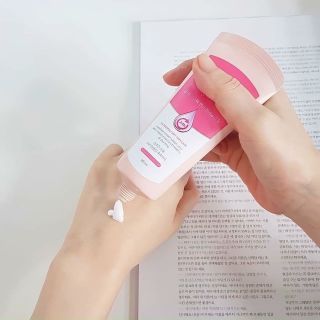 Kem dưỡng tay và móng Vaseline giá sỉ