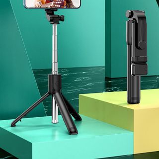 Gậy Chụp Ảnh 3 Chân Có Đèn Led Trợ Sáng F210S - Có Remote Điều Khiển Từ Xa - Chụp Ảnh Mọi Góc Độ