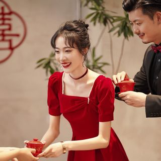 ĐẦM XÒE ĐỎ TAY PHỒNG VIỀN HẠT TRAI - DT1699