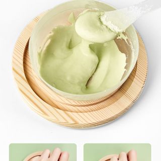 Mặt bạ Bột Rau Má chuyên điều trị se khích lỗ chân lông , xoá thâm mụn , trắng sáng da