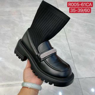 Giày lười nữ màu đen chất da mềm êm chân R005-61