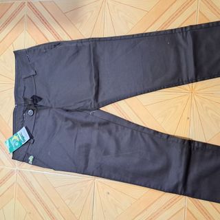 Quần kaki nữ