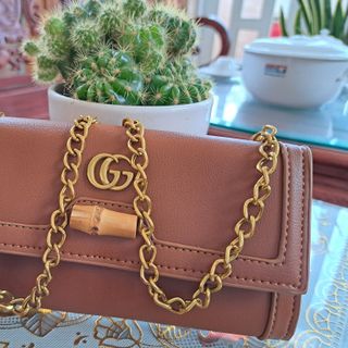 Túi xách thời trang nhập khẩu từ Quảng Châu