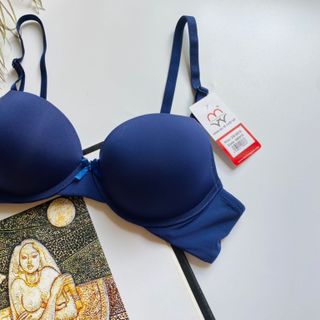 ÁO NGỰC GIÚP NGỰC CĂNG TRÒN