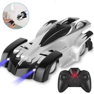 Xe ô tô leo tường điều khiển từ xa xoay 360 độ phát đèn cho bé 9968