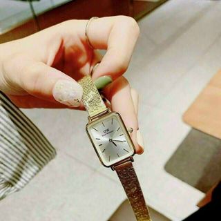 ĐỒNG HỒ D W DÂY LƯỚI NỮ CHỮ NHẬT