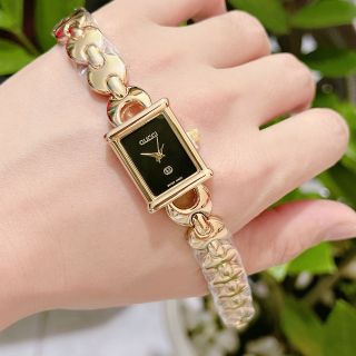 Đồng hồ guccci vuông lắc