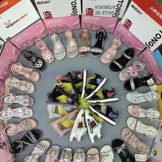 Giày sandal trẻ em kiểu dáng công chúa K565