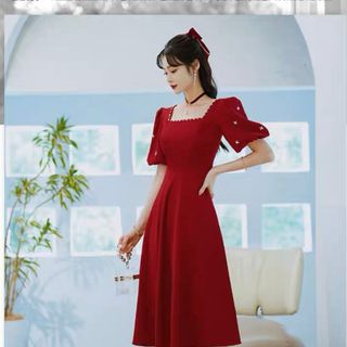 ĐẦM XÒE ĐỎ TAY PHỒNG ĐÍNH HẠT TRAI - DT1704