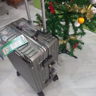 Vali  khung nhôm đang chuộng trên thị trường  trên cả  nước