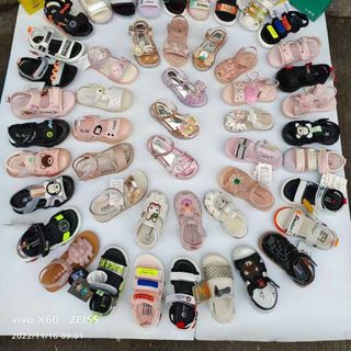 Sandal trẻ em chất da mềm êm chân K590