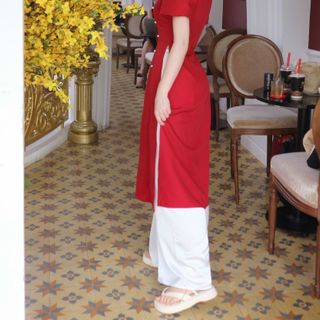 ĐẦM THIẾT KẾ SET ÁO DÀI ĐỎ NÚT NGỌC TAY NGẮN BỒNG