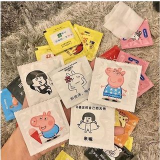 Khăn giấy ướt mini giả BCS, khăn ướt gói vuông ti - khăn ướt BCS giá sỉ