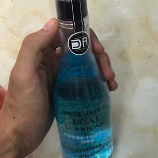Gel Duai 260ml có hạt dưỡng ẩm.