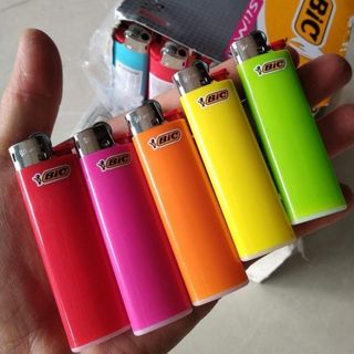 Hột Bật Lửa BIC Đủ Màu