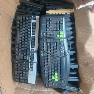 Bàn phím vi tính có dây cổng USB đã sử dụng nhiều hãng chất lượng kiểm tra ok