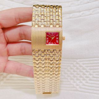 Đồng hồ thời trang mới bán buôn sỉ