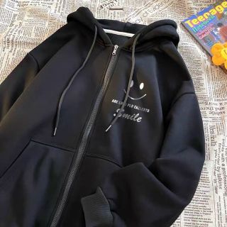 Áo hoodie nỉ ngoại in phản quang smile form dưới 70kg.