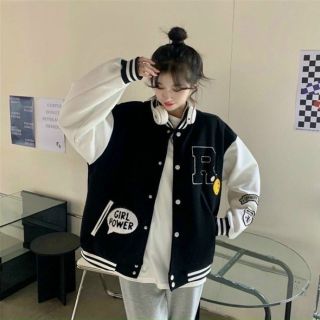 Áo khoác dù bomber logo R form vải mịn
sỉ 62k-72k giá sỉ