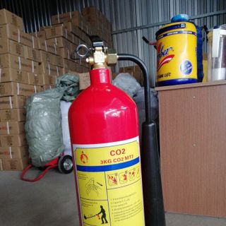 Bình chữa cháy 3kg CO2-MT3, hiệu JSF giá sỉ