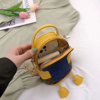 Túi đeo chéo minion sz to