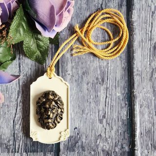 Khử mùi xe ô tô – Đá thơm nghệ thuật – Tượng sư tử sơn mài Ecolife