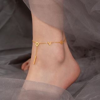 Lắc chân love