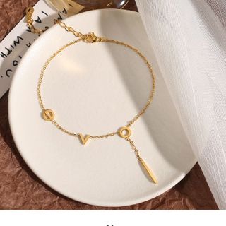 Lắc chân love