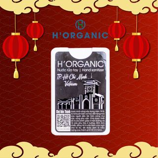 Nước rửa tay 20ml H'Organic nguồn gốc hữu cơ, với công nghệ Nano Bạc giúp diệt khuẩn, làm sạch tốt hơn.