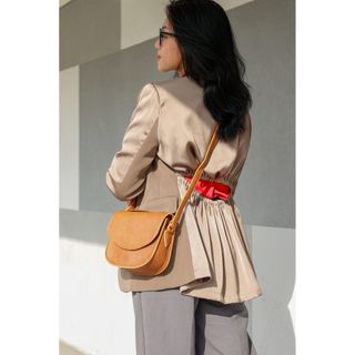 [Mã BMLT35 giảm đến 35K đơn 99K] Túi đeo chéo nữ nắp gập hình bán nguyệt FA DO DA FN5