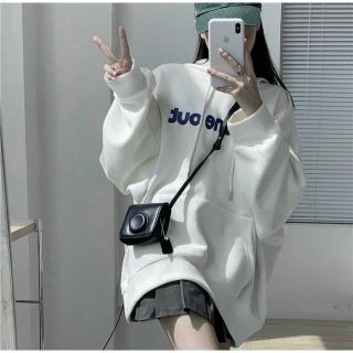 Áo hoodie in logo odd one out form dưới 65kg