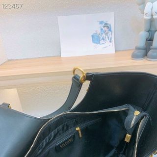 Túi xách cCHANEl CÔNG SỞ sz42x35 , Nobox, bọc seal. Hàng super vip, có logo mã cod