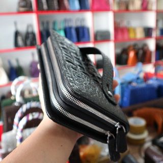 [Mã BMLT100 giảm đến 100K đơn 499K] Ví namcầm tay da cá sấu Fadoda FCW43-01G màu đen