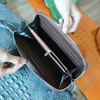 Ví cầm tay nữ da cá sấu FA DO DA FCW22LN màu nâu