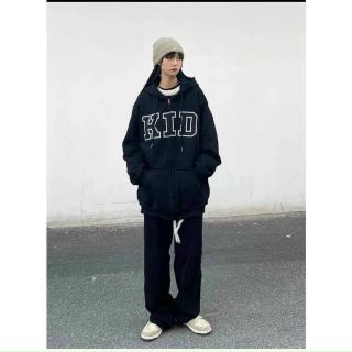 Áo khoác chống nắng thun nỉ in logo KID form đẹp xuất sắc