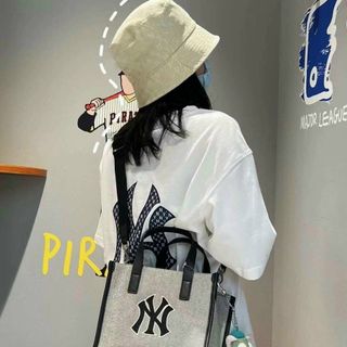 Túi MLBb ONWER vuông ( chất đẹp )
