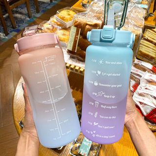 Bình Nước 2 Lít Có Vạch Kẻ Chia ML Cho Mỗi Ngày Kèm Ống Hút Tiện Lợi - Bình nước nhắc nhở uống nước mỗi ngày dành cho người lười uống nước