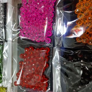 Gói 50 hạt dùng xõ chuỗi xinh đẹp