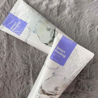 Tẩy tế bào chết the faceshop đường đen ngọc trai