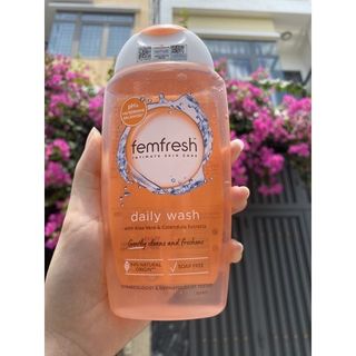 Dung Dịch Vệ Sinh Phụ Nữ Cao Cấp Femfresh Daily Intimate UK Màu cam 250ml