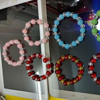 Chuỗi đeo tay đủ màu xinhh vòng chuỗi