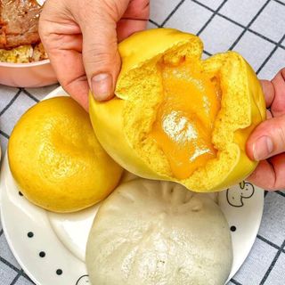 Bánh Bao Kim Sa Trứng Chảy