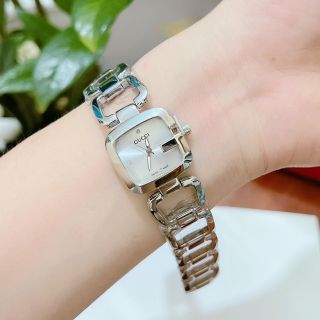Đồng hồ nữ mới gucccccis