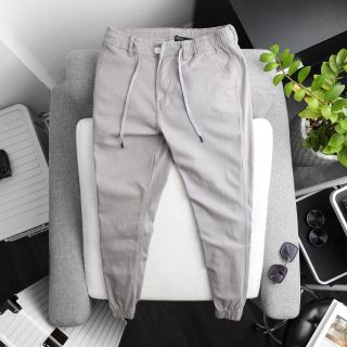 Jogger kaki nam, quần dài kaki, Chất  cotton thun xịn dày mịn. Vải chính phẩm cực đẹp bền màu. Co giãn dễ chịu size từ 55kg - 85kg