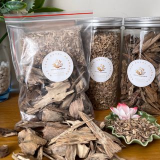 [100g] Vụn trầm hương + xát tỉa sợi trầm hương (dùng xay làm nhang, xông, đốt tự nhiên)