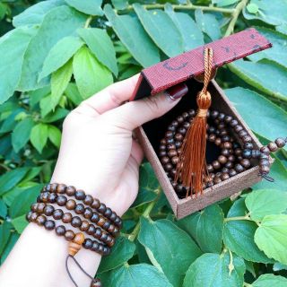 Vòng trầm đeo tay