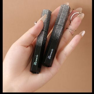 Mascara LAMELIA chống trôi siêu sang 749
