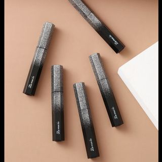 Mascara LAMELIA chống trôi siêu sang 749
